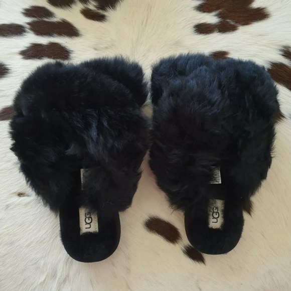 Authentic UGG Fuzzalicious Sheepskin Shearling Soft Fur Fluffy Slippers AU 5 - Picture 3 of 12